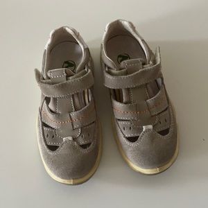 Naturino sandals,size 27(10,5)